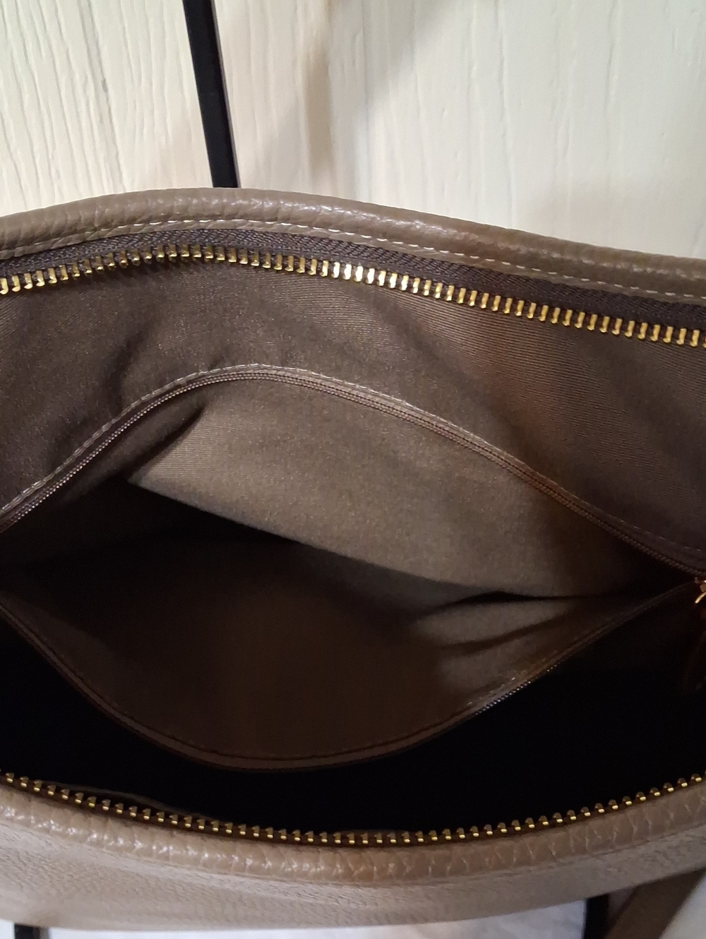 COACH Stone Color Leather Large Laurel Shoulder Bag Gold Tone Hardware - Picture 14 of 16